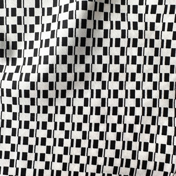 Black and White Patterned Dress - Picture 10 of 16